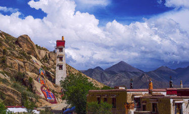 Lhasa Overland Budget Tour